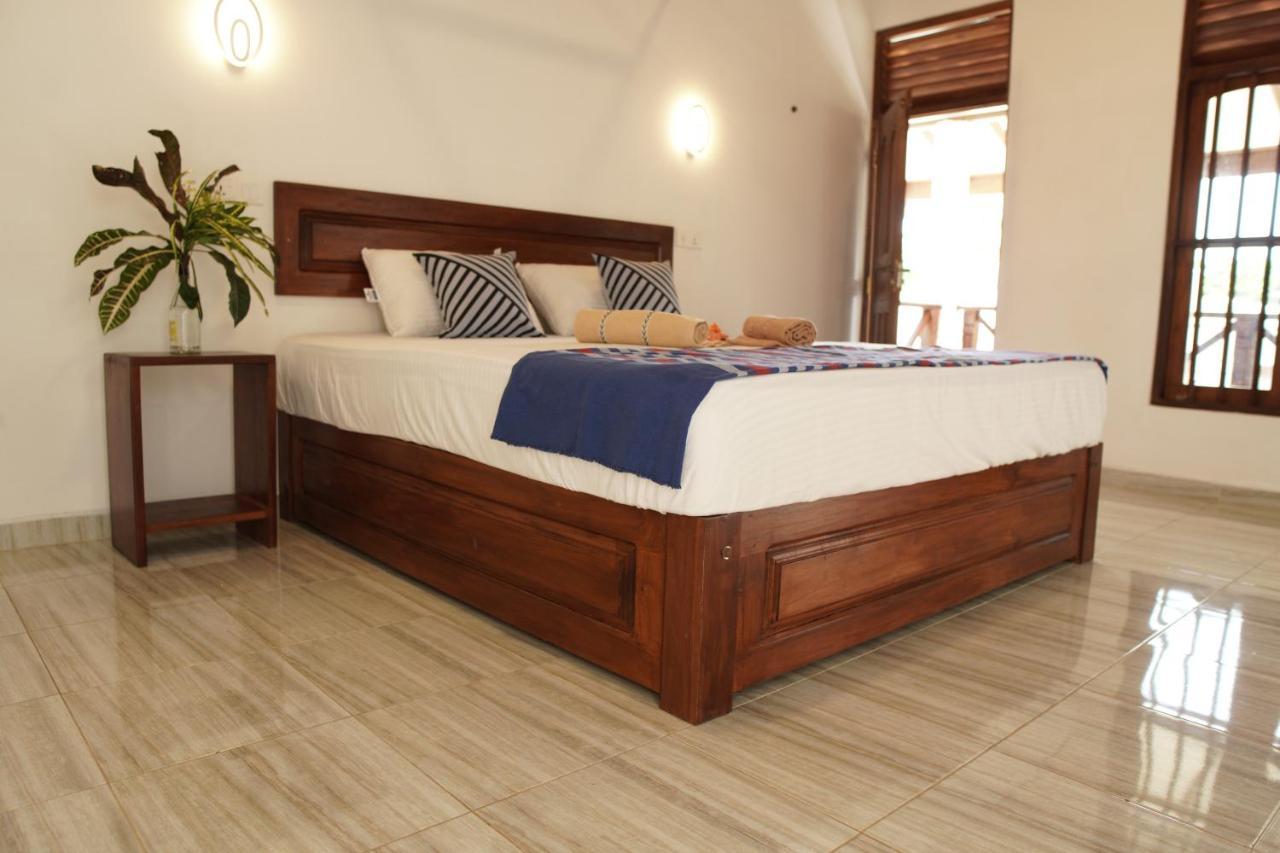 Surf Nest Hiriketiya Hotel Dickwella Exterior photo