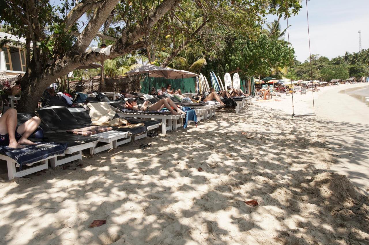Surf Nest Hiriketiya Hotel Dickwella Exterior photo