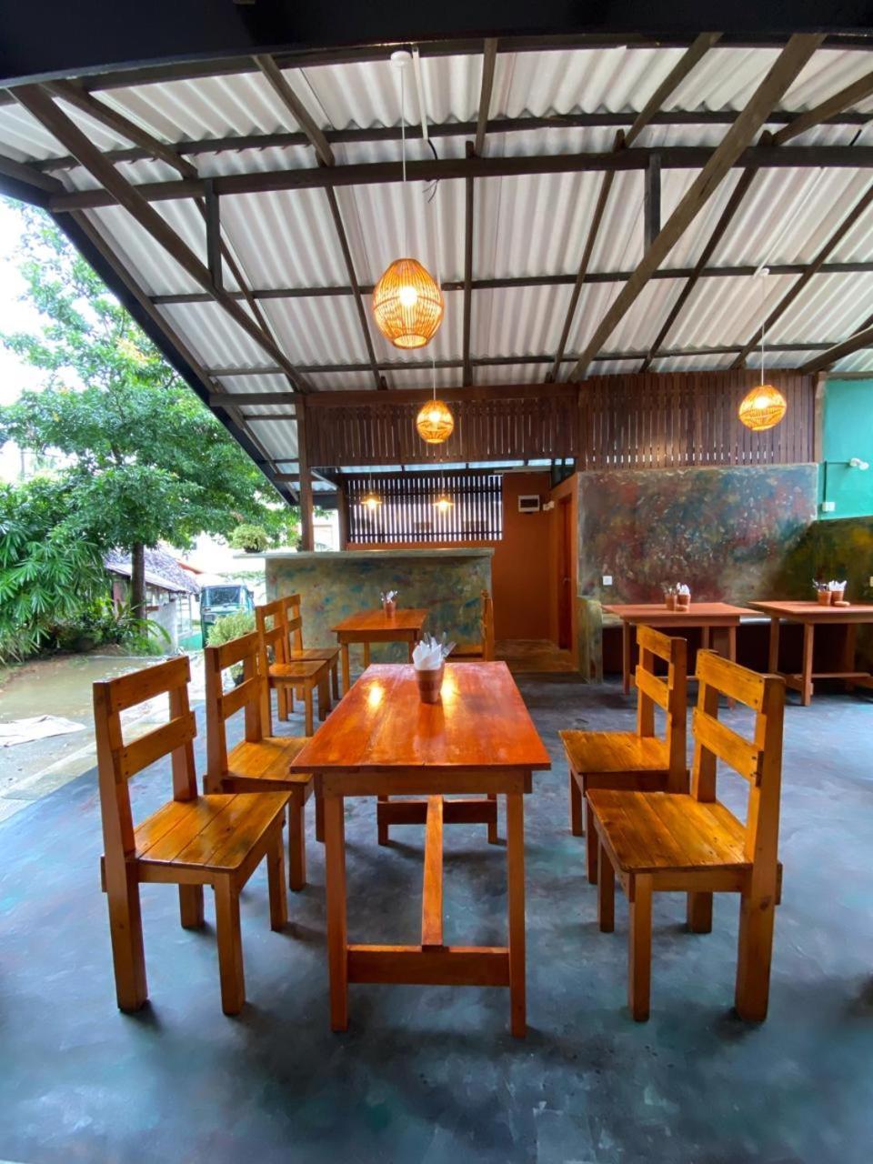 Surf Nest Hiriketiya Hotel Dickwella Exterior photo
